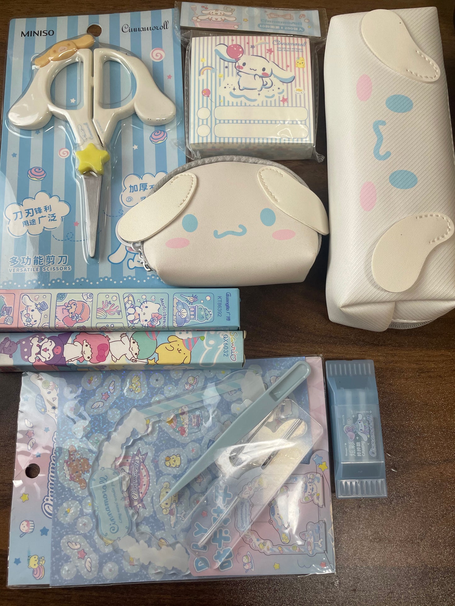 Clearance Sale Sanrio Cinnamoroll Set 1