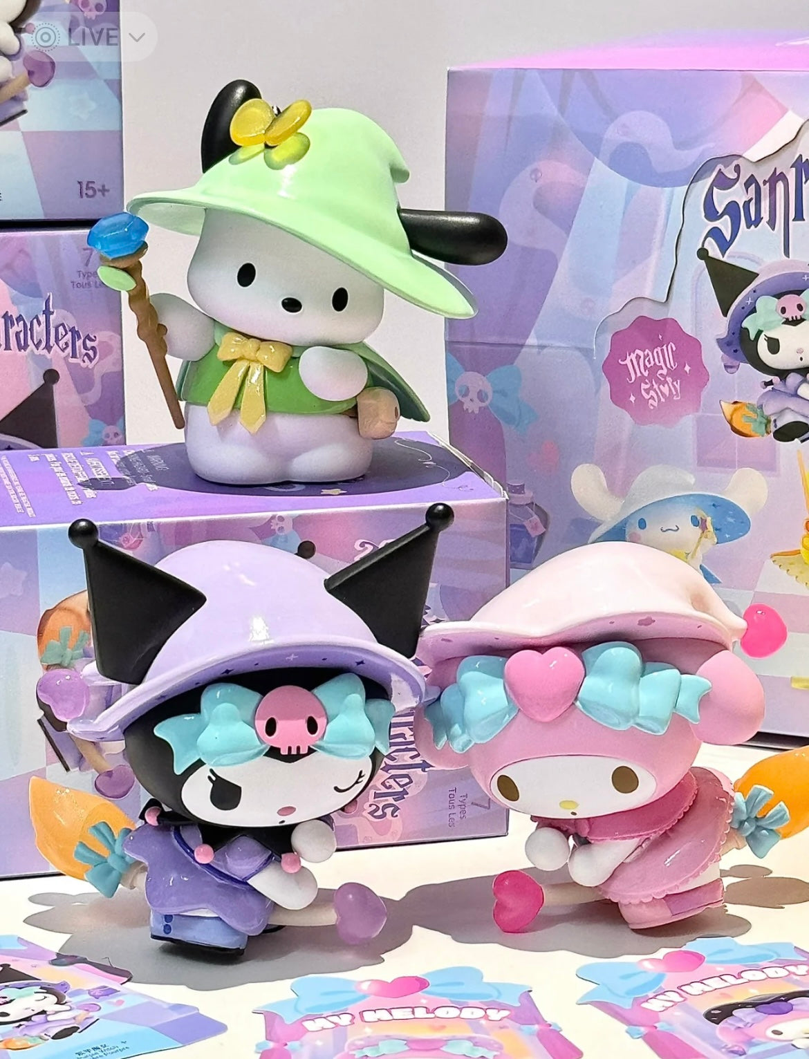 Sanrio Halloween Blind Box Toy Miniso Kuromi My Melody Pochacco Cinnamoroll Pompompurin Unopened and Random ( Full Set Guarantee’s one of each )