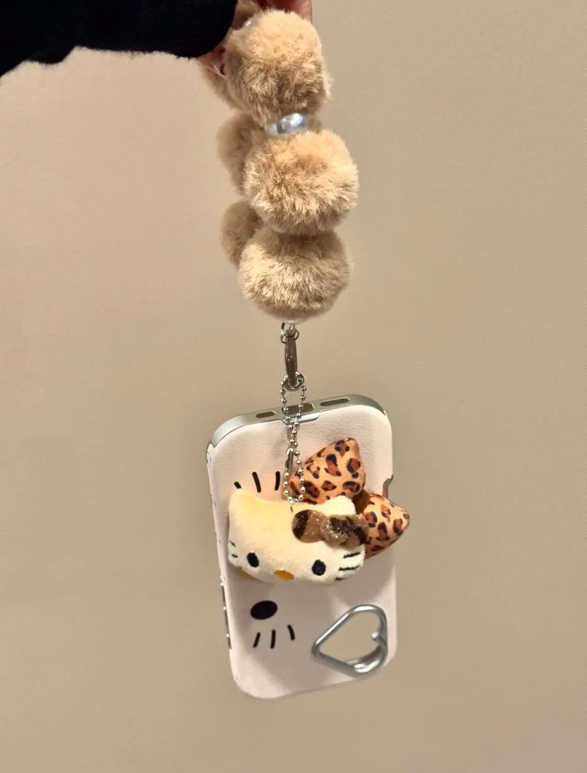 Cute Sanrio Hello Kitty IPhone Case And Phone Charm