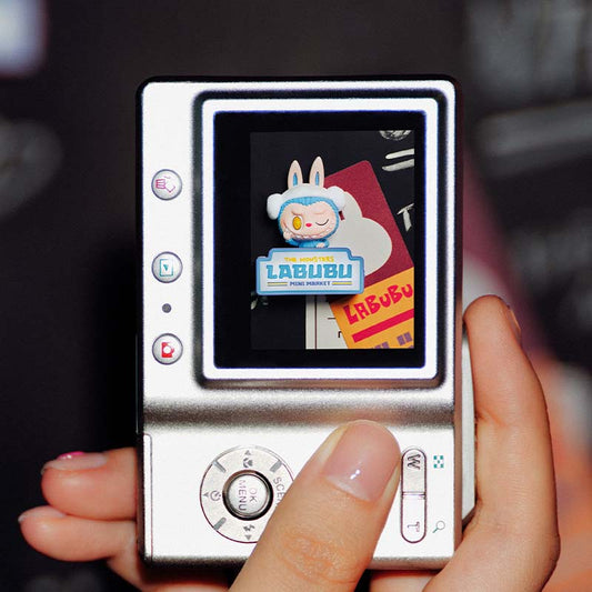 [AUTHENTIC POPMART ] The Monsters Wacky Mart Series Fridge Magnet Blind box