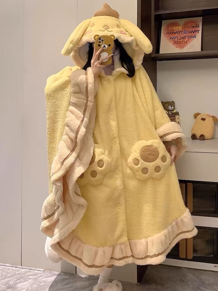 Sanrio Winter Pompompurin Robe