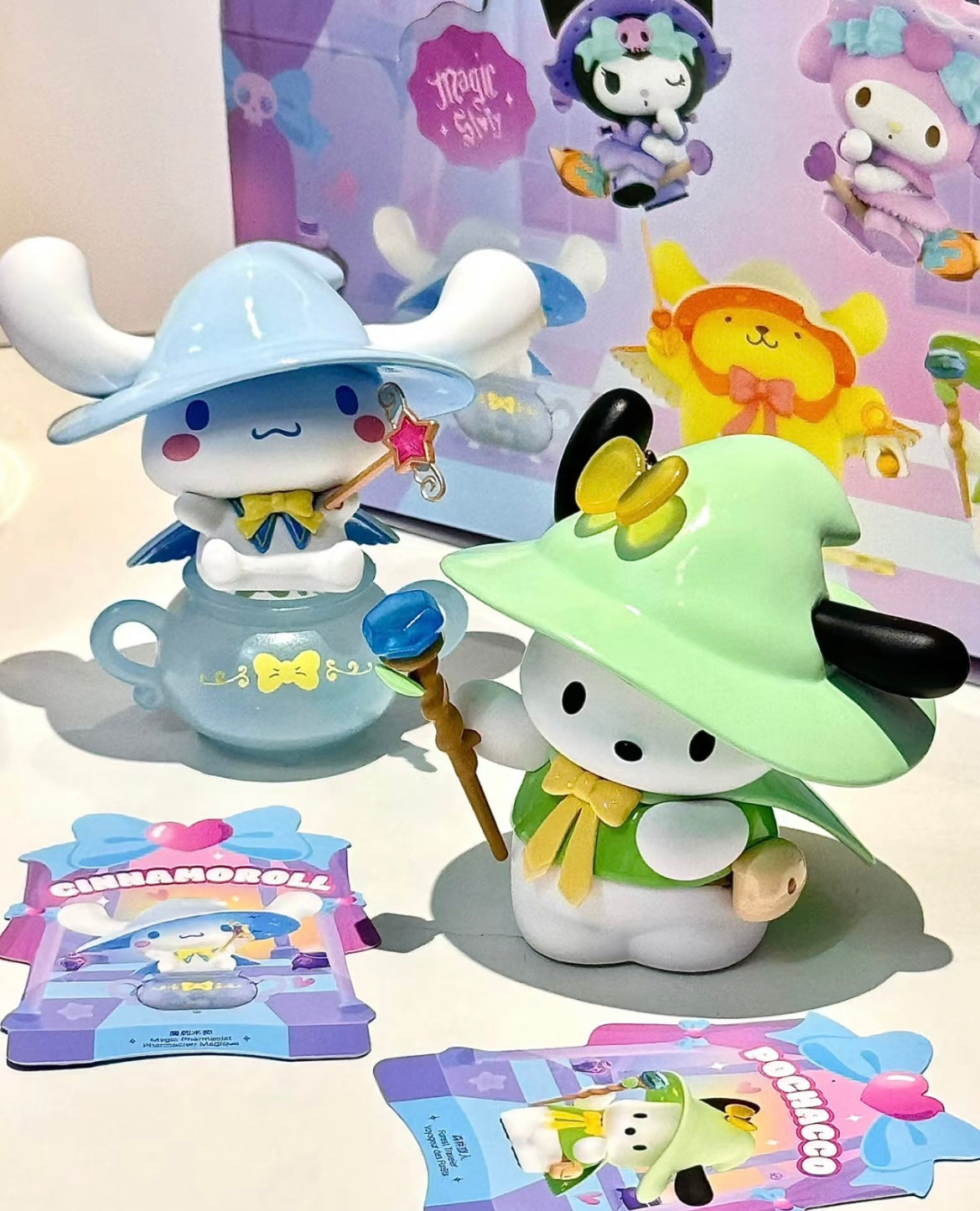 Sanrio Halloween Blind Box Toy Miniso Kuromi My Melody Pochacco Cinnamoroll Pompompurin Unopened and Random ( Full Set Guarantee’s one of each )