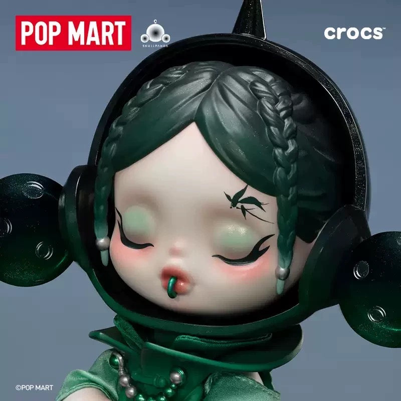 [Authentic] Popmart X Crocs Skullpanda Crocs Figure
